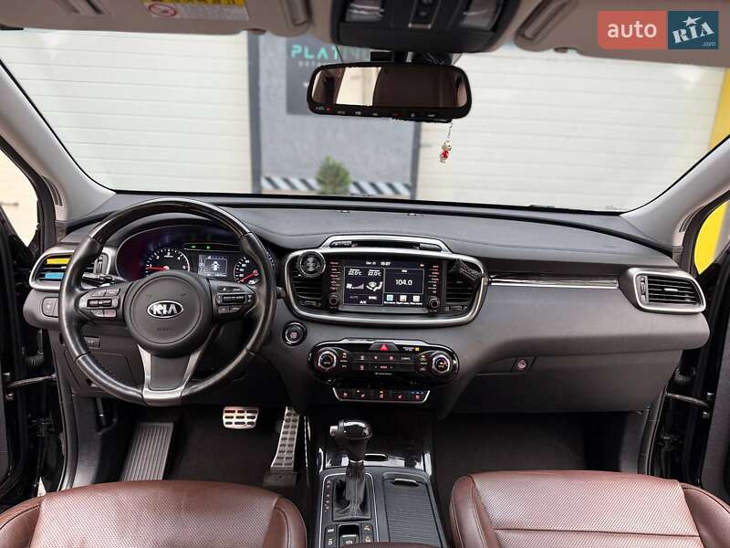 Внедорожник / Кроссовер Kia Sorento 2017 в Киеве