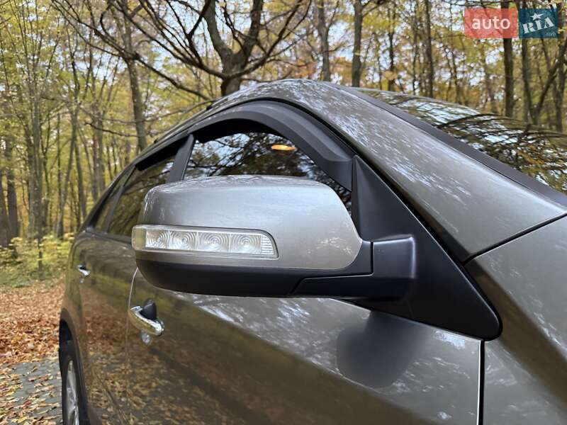 Позашляховик / Кросовер Kia Sorento 2011 в Львові фото 71 Позашляховик / Кросовер Kia Sorento 2011 в Львові