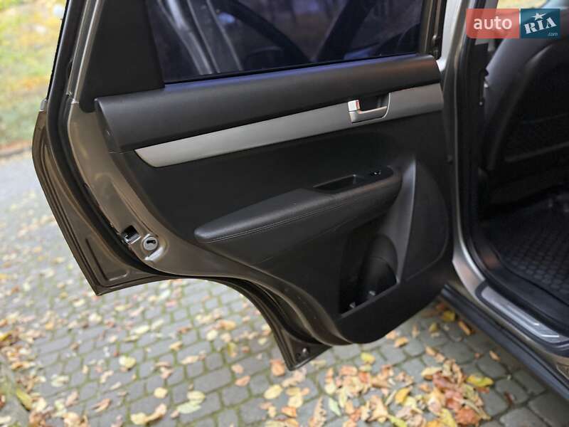 Позашляховик / Кросовер Kia Sorento 2011 в Львові фото 94 Позашляховик / Кросовер Kia Sorento 2011 в Львові
