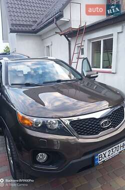 Позашляховик / Кросовер Kia Sorento 2010 в 