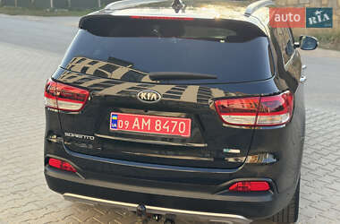 Позашляховик / Кросовер Kia Sorento 2015 в  фото 19 Позашляховик / Кросовер Kia Sorento 2015 в