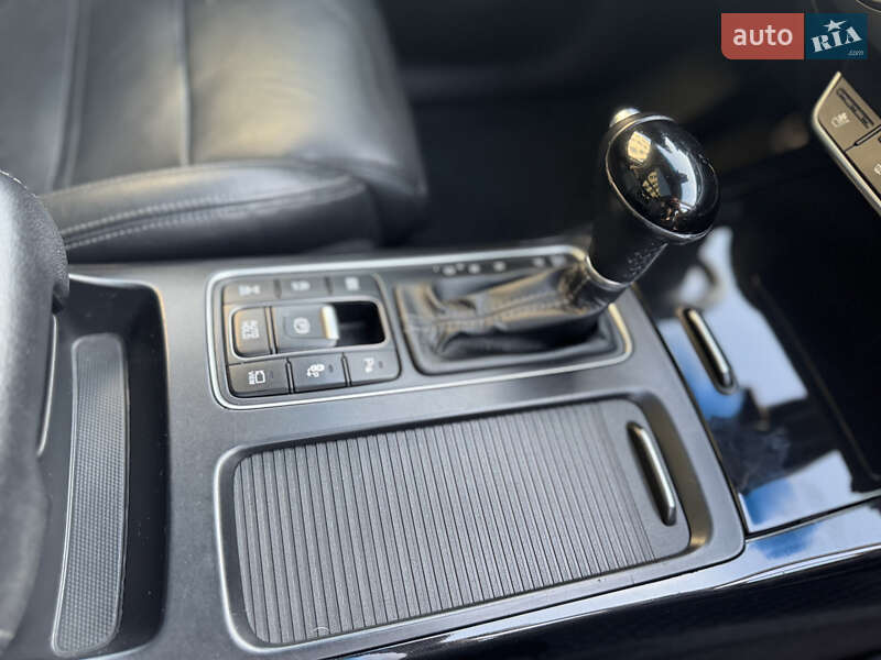 Внедорожник / Кроссовер Kia Sorento 2015 в Ивано-Франковске