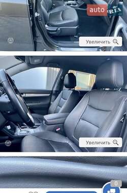 Позашляховик / Кросовер Kia Sorento 2010 в 
