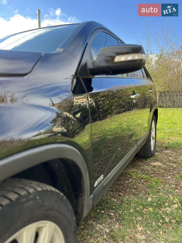 Позашляховик / Кросовер Kia Sorento 2010 в Старому Самборі