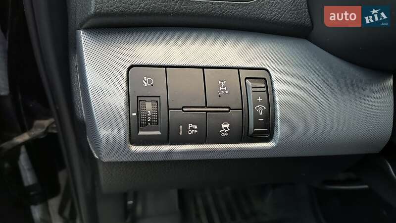 Позашляховик / Кросовер Kia Sorento 2014 в Києві