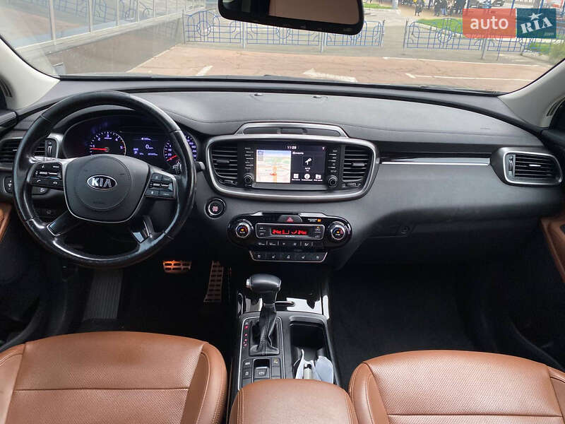 Позашляховик / Кросовер Kia Sorento 2018 в Києві фото 16 Позашляховик / Кросовер Kia Sorento 2018 в Києві