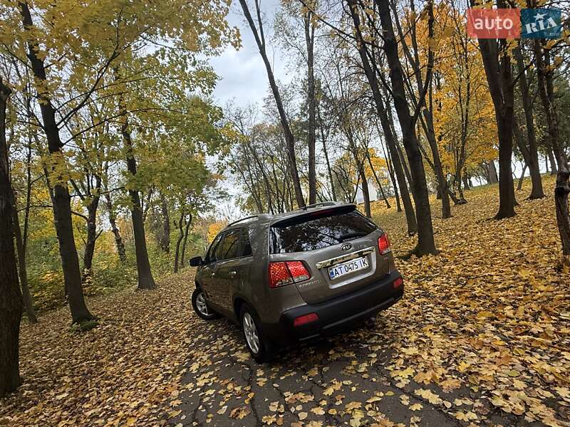 Внедорожник / Кроссовер Kia Sorento 2010 в Калуше фото 13 Внедорожник / Кроссовер Kia Sorento 2010 в Калуше