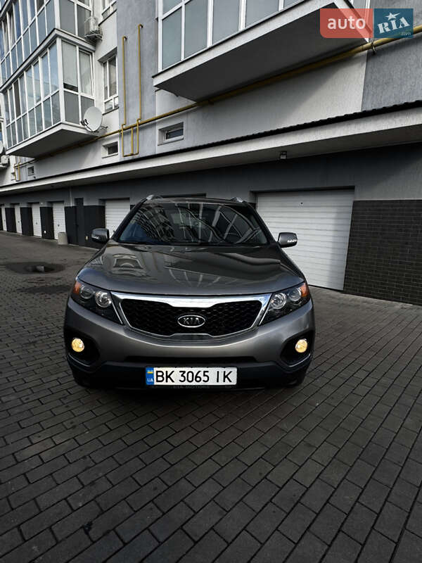 Внедорожник / Кроссовер Kia Sorento 2009 в Ровно