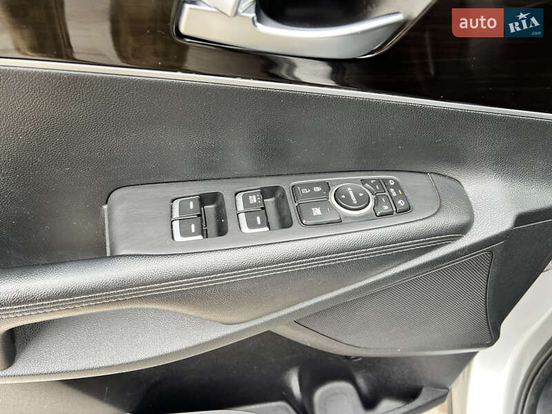 Внедорожник / Кроссовер Kia Sorento 2017 в Василькове фото 15 Внедорожник / Кроссовер Kia Sorento 2017 в Василькове
