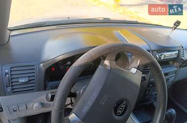 Позашляховик / Кросовер Kia Sorento 2005 в Синельниковому