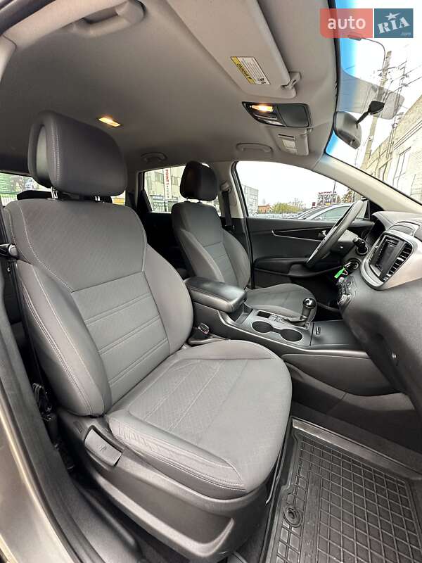 Внедорожник / Кроссовер Kia Sorento 2015 в Сумах