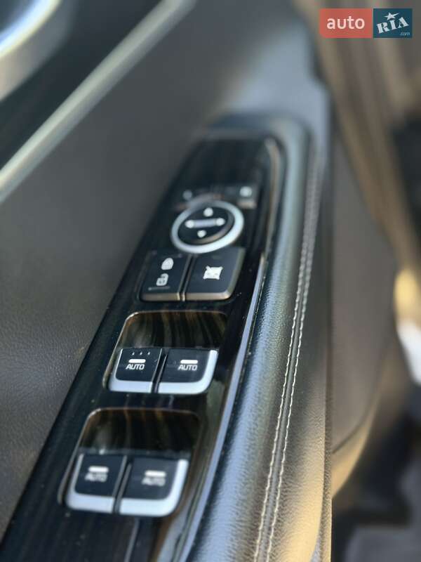 Внедорожник / Кроссовер Kia Sorento 2018 в Городенке