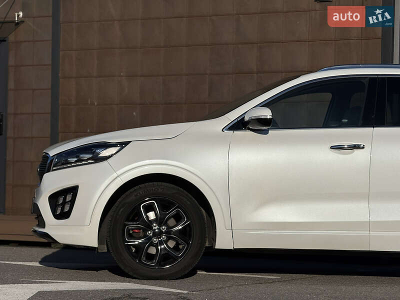 Внедорожник / Кроссовер Kia Sorento 2017 в Киеве