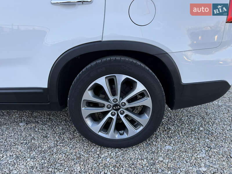 Внедорожник / Кроссовер Kia Sorento 2014 в Калуше