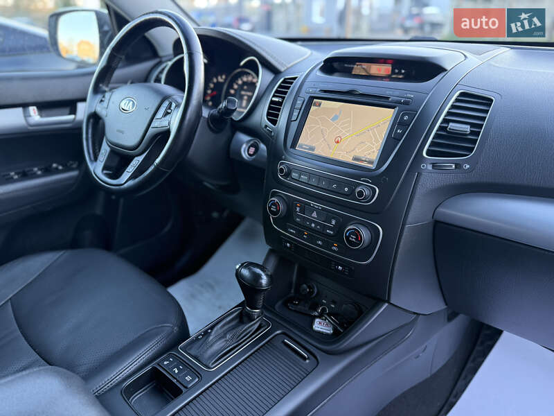 Внедорожник / Кроссовер Kia Sorento 2014 в Калуше