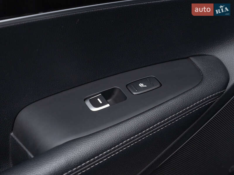 Внедорожник / Кроссовер Kia Sorento 2015 в Одессе фото 27 Внедорожник / Кроссовер Kia Sorento 2015 в Одессе