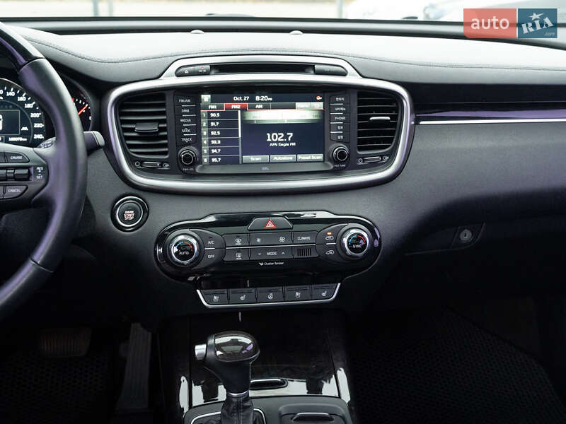 Внедорожник / Кроссовер Kia Sorento 2015 в Одессе фото 47 Внедорожник / Кроссовер Kia Sorento 2015 в Одессе
