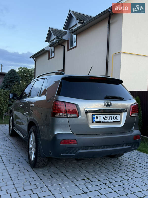 Внедорожник / Кроссовер Kia Sorento 2010 в Киеве фото 2 Внедорожник / Кроссовер Kia Sorento 2010 в Киеве