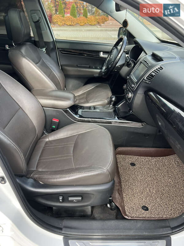 Позашляховик / Кросовер Kia Sorento 2013 в Баранівці