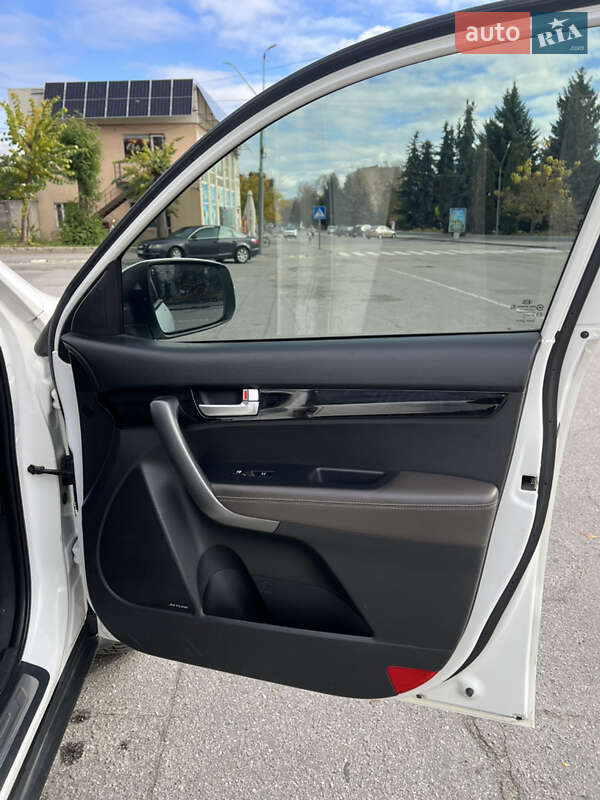 Позашляховик / Кросовер Kia Sorento 2013 в Баранівці