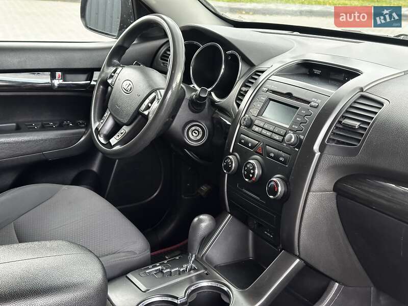 Внедорожник / Кроссовер Kia Sorento 2012 в Львове фото 25 Внедорожник / Кроссовер Kia Sorento 2012 в Львове