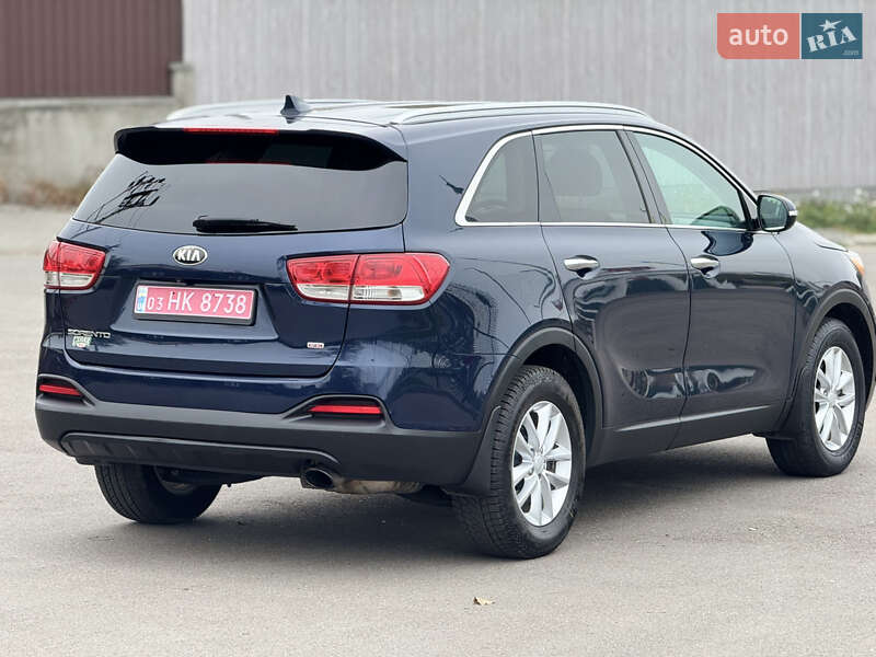 Позашляховик / Кросовер Kia Sorento 2017 в Києві