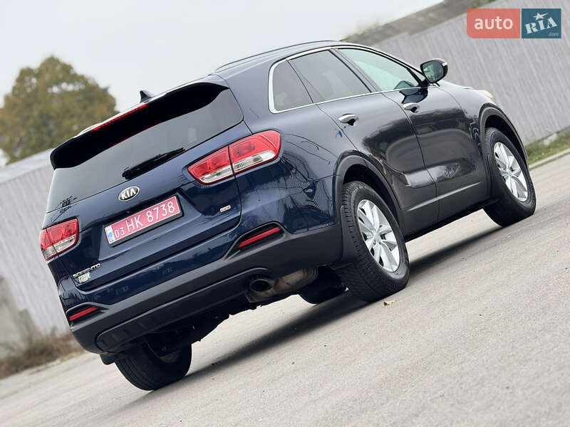 Позашляховик / Кросовер Kia Sorento 2017 в Києві
