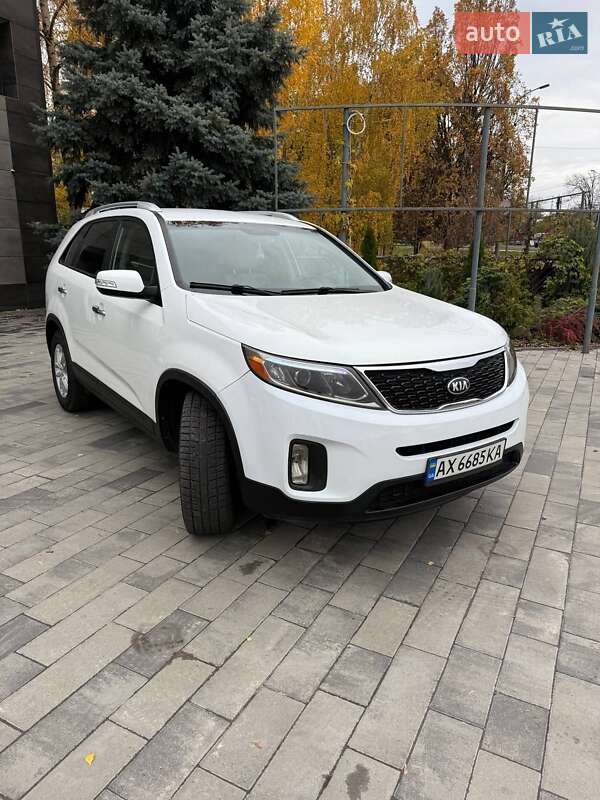 Внедорожник / Кроссовер Kia Sorento 2013 в Харькове фото 7 Внедорожник / Кроссовер Kia Sorento 2013 в Харькове