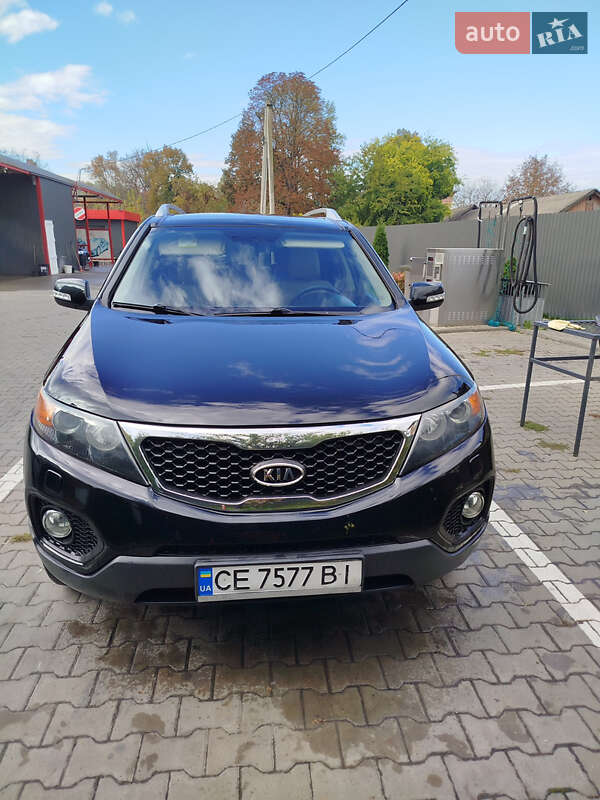 Внедорожник / Кроссовер Kia Sorento 2012 в Черновцах