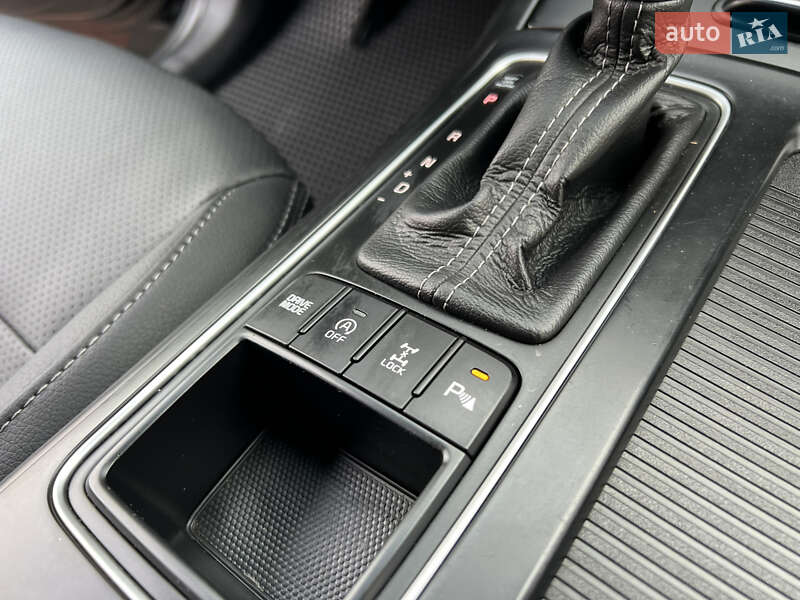 Позашляховик / Кросовер Kia Sorento 2016 в Трускавці фото 23 Позашляховик / Кросовер Kia Sorento 2016 в Трускавці