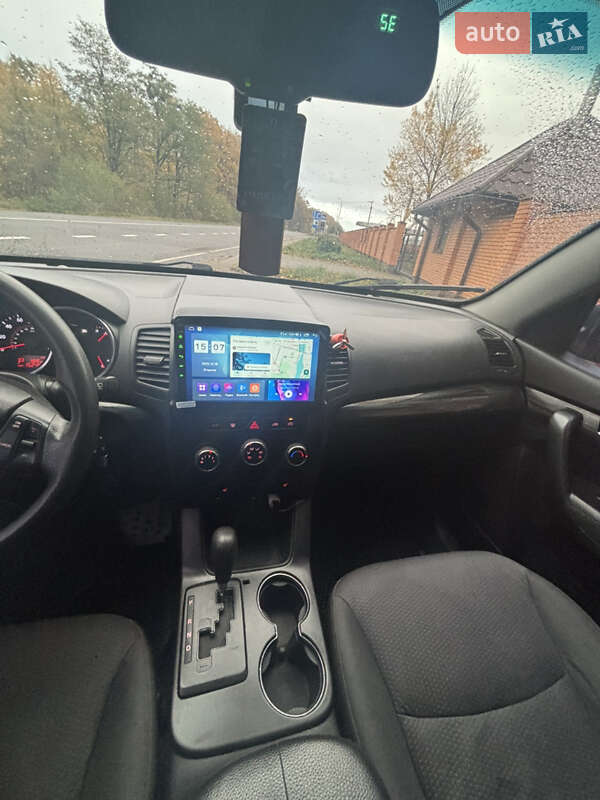 Внедорожник / Кроссовер Kia Sorento 2012 в Красилове