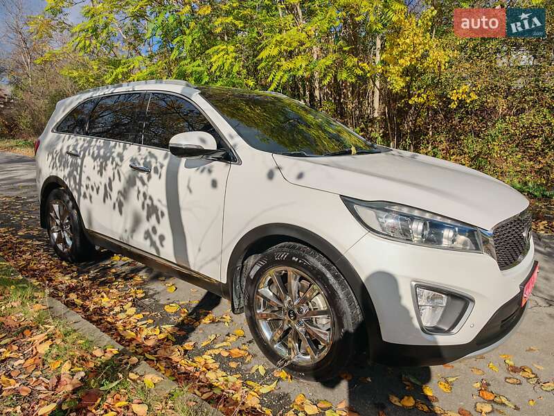 Внедорожник / Кроссовер Kia Sorento 2015 в Могилев-Подольске фото 5 Внедорожник / Кроссовер Kia Sorento 2015 в Могилев-Подольске