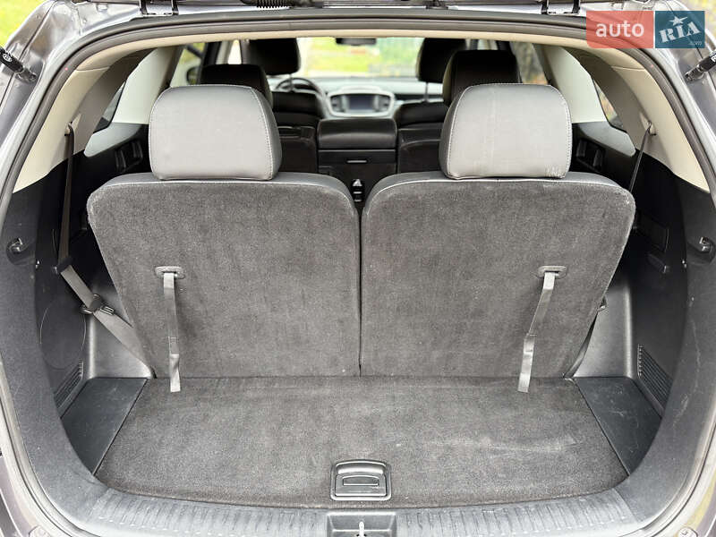 Внедорожник / Кроссовер Kia Sorento 2015 в Луцке фото 62 Внедорожник / Кроссовер Kia Sorento 2015 в Луцке