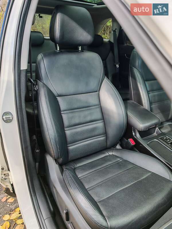 Внедорожник / Кроссовер Kia Sorento 2015 в Могилев-Подольске фото 35 Внедорожник / Кроссовер Kia Sorento 2015 в Могилев-Подольске