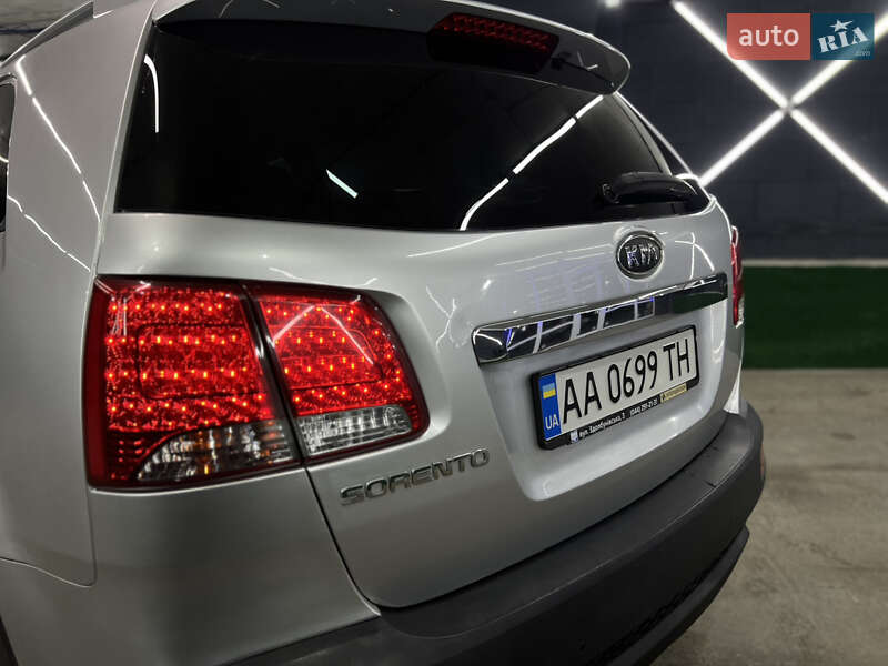 Внедорожник / Кроссовер Kia Sorento 2010 в Киеве