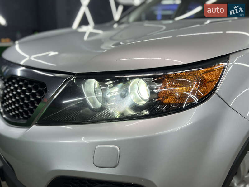 Внедорожник / Кроссовер Kia Sorento 2010 в Киеве