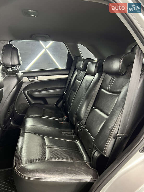 Внедорожник / Кроссовер Kia Sorento 2010 в Киеве