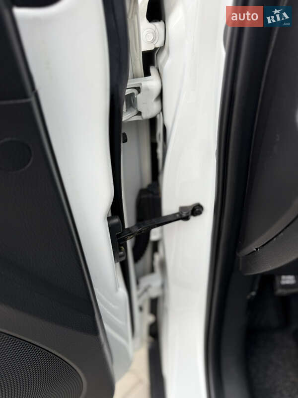 Внедорожник / Кроссовер Kia Sorento 2014 в Луцке фото 126 Внедорожник / Кроссовер Kia Sorento 2014 в Луцке