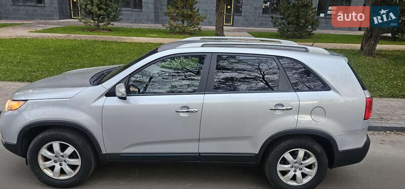 Позашляховик / Кросовер Kia Sorento 2013 в Києві фото 35 Позашляховик / Кросовер Kia Sorento 2013 в Києві