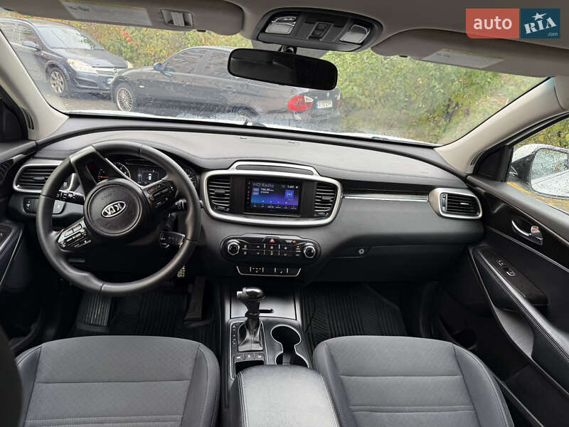 Внедорожник / Кроссовер Kia Sorento 2016 в Киеве