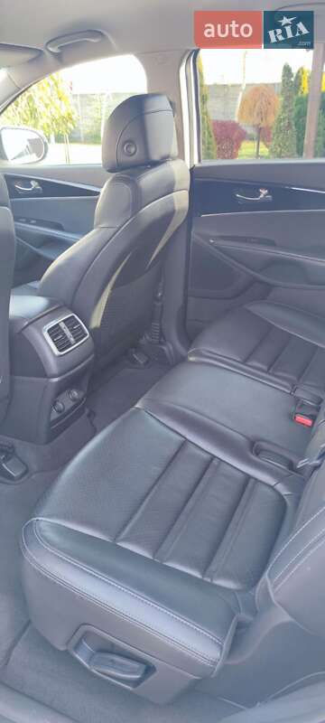 Позашляховик / Кросовер Kia Sorento 2016 в Броварах