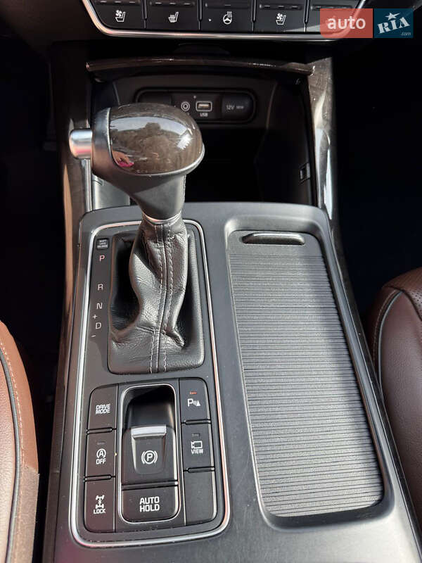 Позашляховик / Кросовер Kia Sorento 2015 в Львові