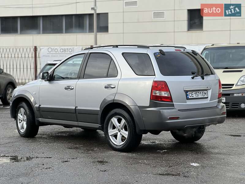 Позашляховик / Кросовер Kia Sorento 2004 в Чернівцях