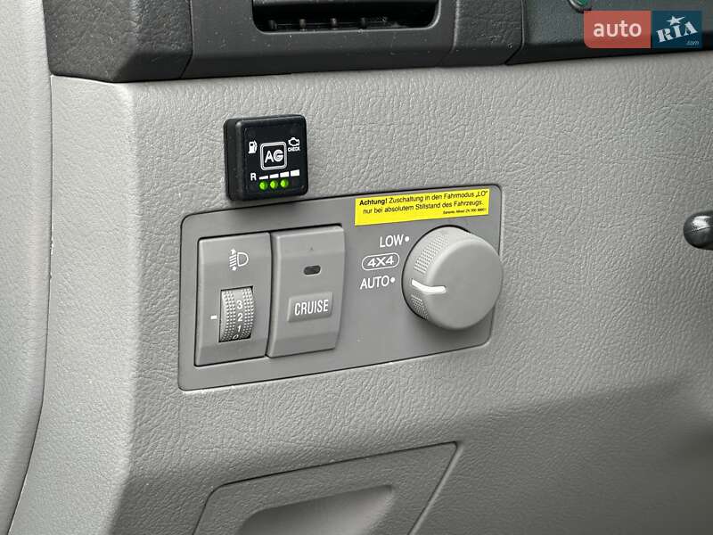 Позашляховик / Кросовер Kia Sorento 2004 в Чернівцях