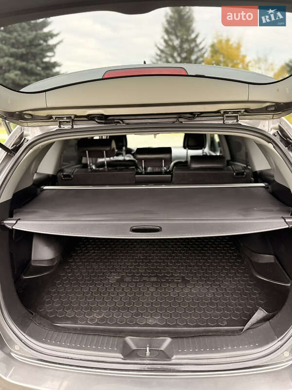 Позашляховик / Кросовер Kia Sorento 2014 в Дубні