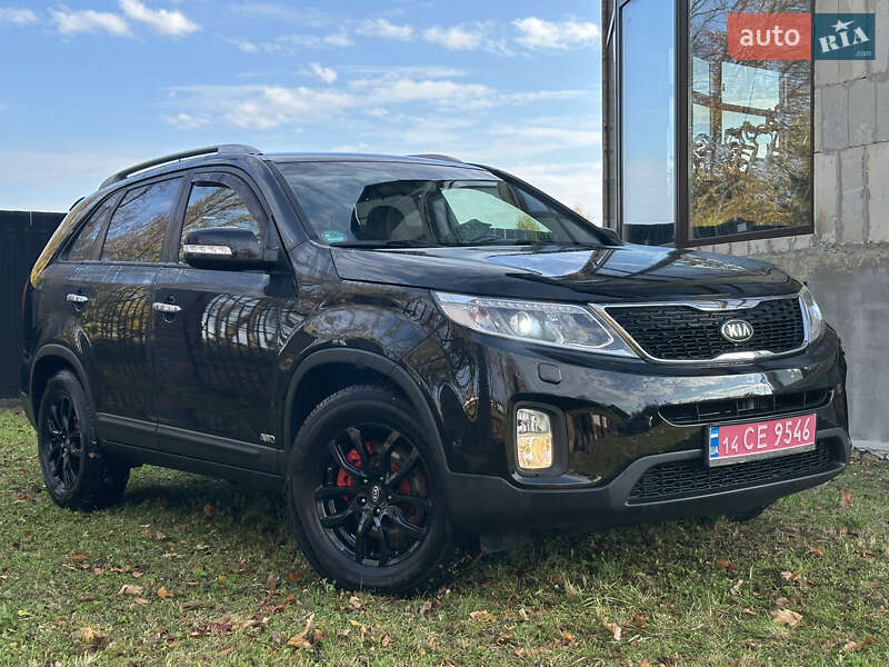 Позашляховик / Кросовер Kia Sorento 2013 в Стрию