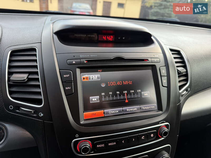 Внедорожник / Кроссовер Kia Sorento 2014 в Ивано-Франковске