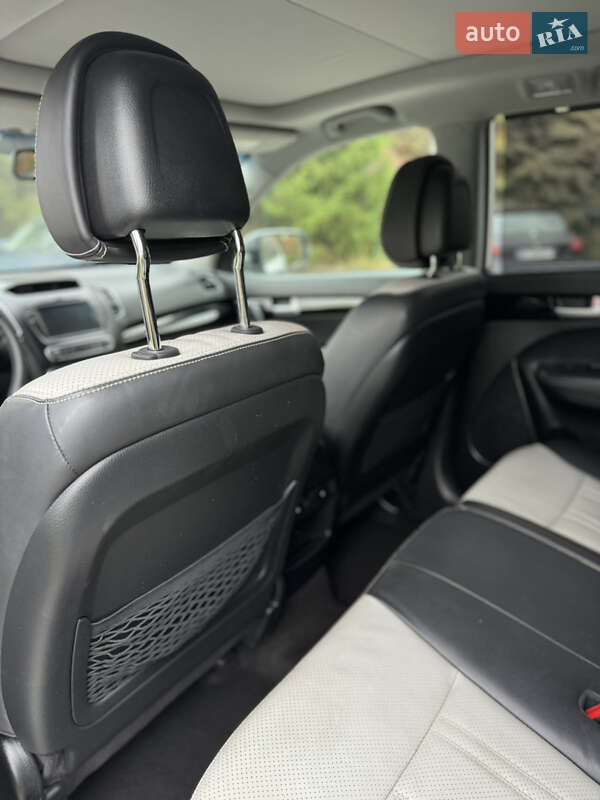 Позашляховик / Кросовер Kia Sorento 2014 в Рівному фото 23 Позашляховик / Кросовер Kia Sorento 2014 в Рівному