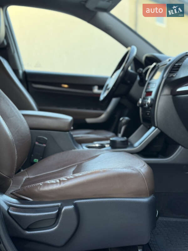 Внедорожник / Кроссовер Kia Sorento 2010 в Самборе