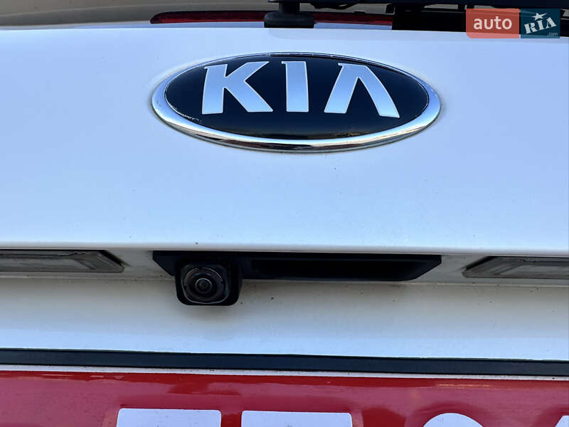 Позашляховик / Кросовер Kia Sorento 2015 в Дубні фото 20 Позашляховик / Кросовер Kia Sorento 2015 в Дубні